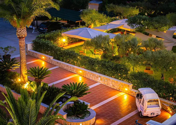 Hotiday Mazzaforno Hotel