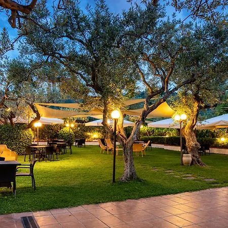 Hotel Hotiday Mazzaforno Cefalù