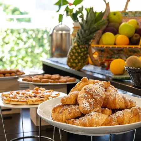 Hotell Hotiday Mazzaforno 4*