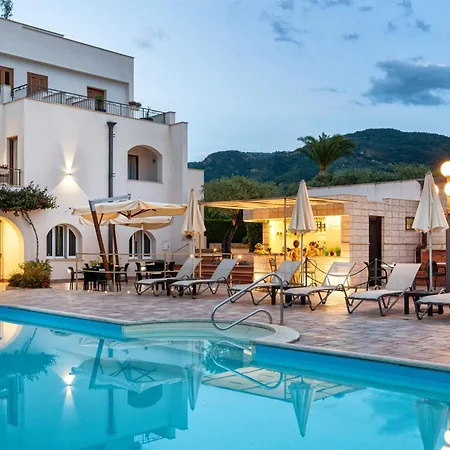 Hotel Hotiday Mazzaforno