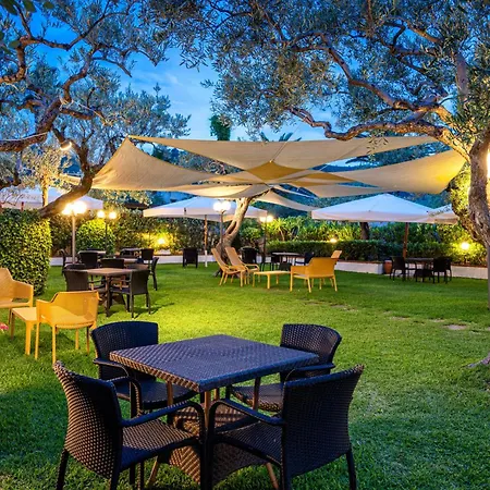 Hotiday Mazzaforno Hotel Cefalù