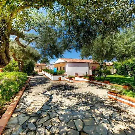 Hotel Hotiday Mazzaforno Cefalù