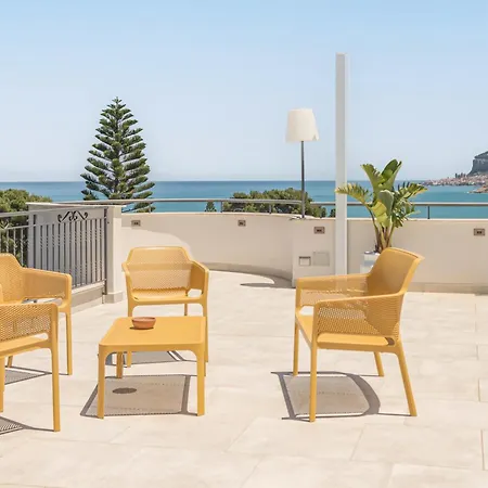 Hotiday Mazzaforno Hotel Cefalù
