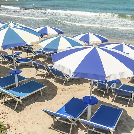 Hotell Hotiday Mazzaforno