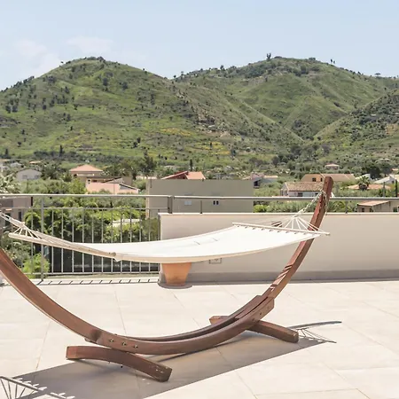 Hotiday Mazzaforno Hotell Cefalù