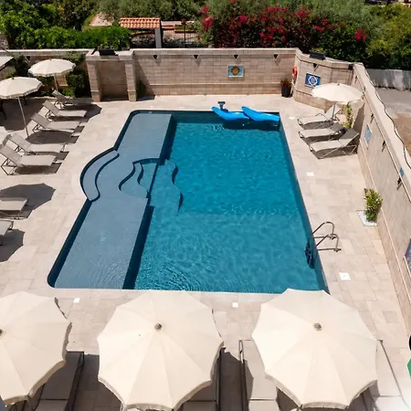 Hotel Hotiday Mazzaforno