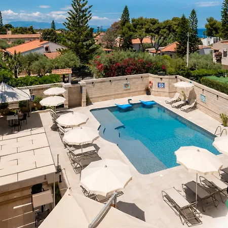 Hotel Hotiday Mazzaforno 4*