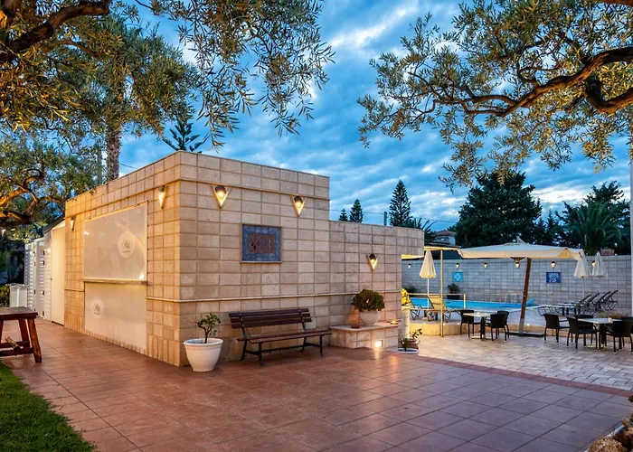 Hotiday Mazzaforno Cefalù