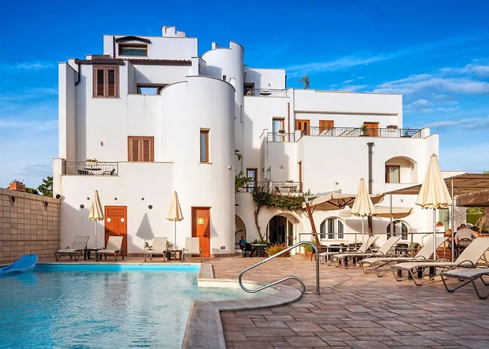 Hotiday Mazzaforno Ξενοδοχείο 4*