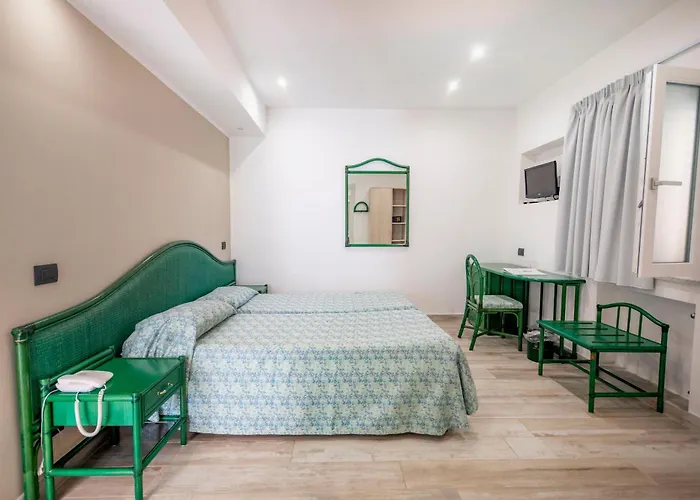 Hotiday Mazzaforno Ξενοδοχείο 4*