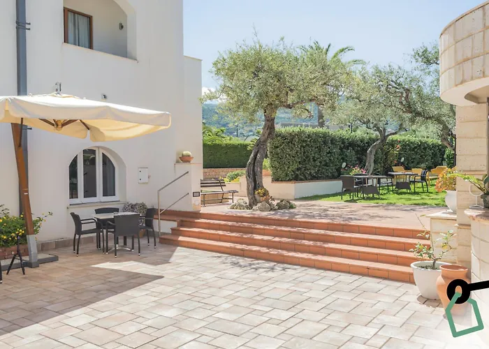 Hotiday Mazzaforno Ξενοδοχείο