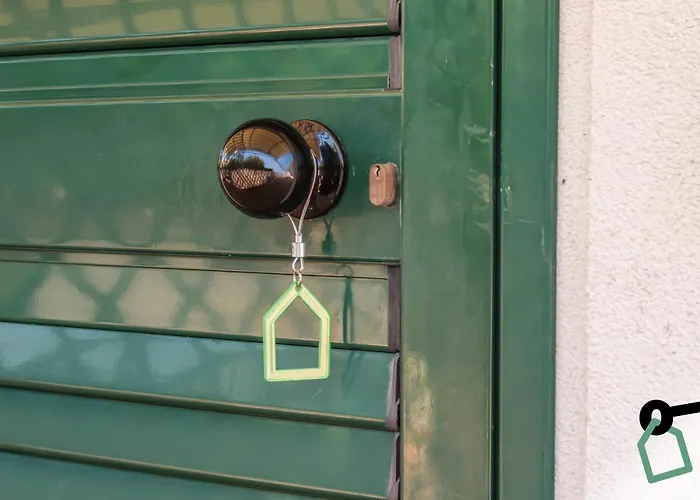 Ξενοδοχείο Hotiday Mazzaforno Cefalù